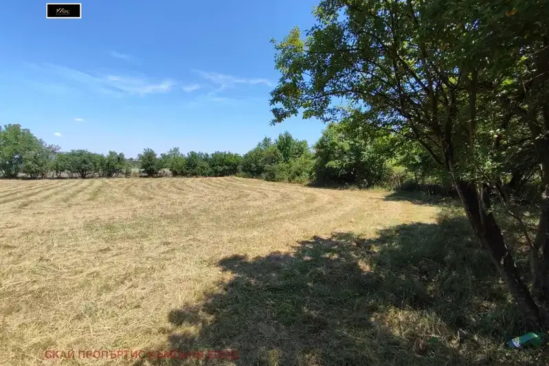 Plot in Oblast Lovech, Yglen
