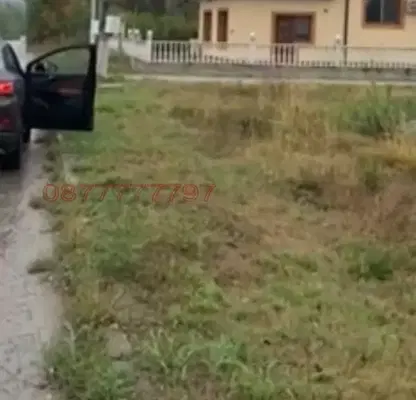 Снимка 2 — Парцел в Ловеч, с. Златна Панега