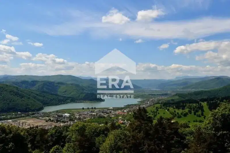Парцел в Пазарджик, Сърница