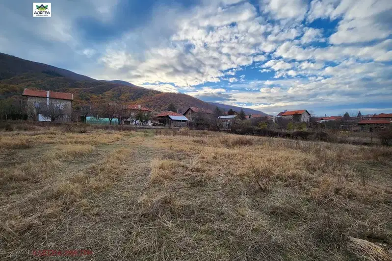 Парцел в Пазарджик, с. Варвара
