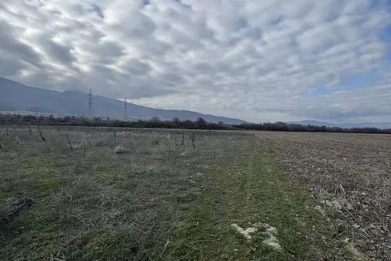 Парцел в Пазарджик, Септември