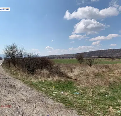 Photo 5 — Plot in Oblast Pernik, Radomir