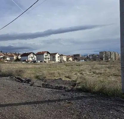 Снимка 3 — Парцел в Перник, Радомир