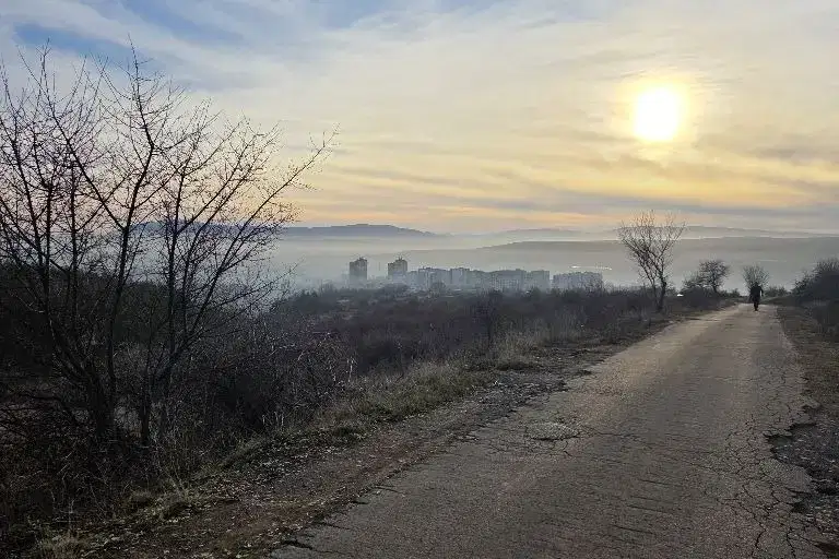 Парцел в Перник, Радомир