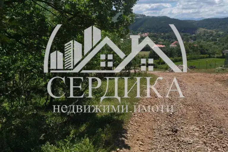Plot in Oblast Pernik, Bosnek