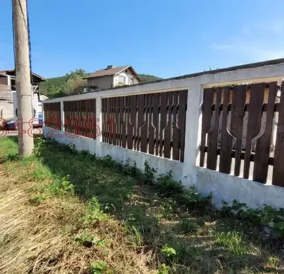 Photo 2 — Plot in Oblast Pernik, Bosnek