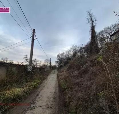Photo 5 — Plot in Oblast Pernik, Izvor