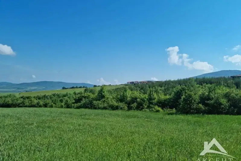 Парцел в Перник, с. Кладница
