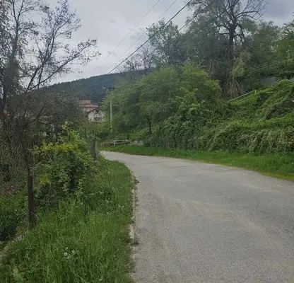 Photo 2 — Plot in Oblast Pernik, Kladnica