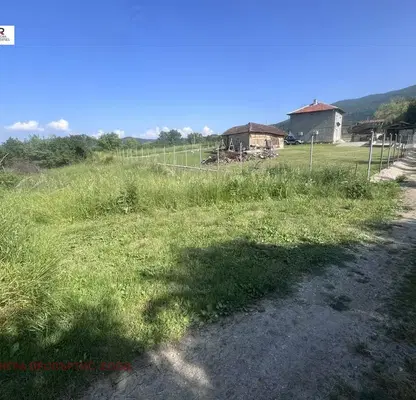 Photo 3 — Plot in Oblast Pernik, Klenovik