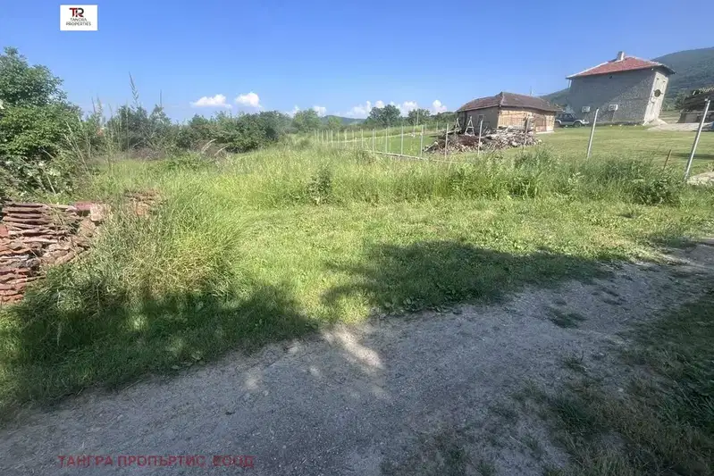 Plot in Oblast Pernik, Klenovik
