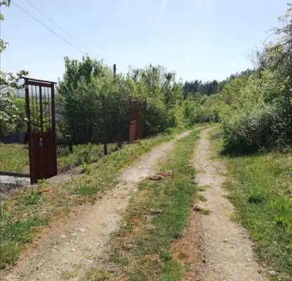 Photo 3 — Plot in Oblast Pernik, Kondofrei