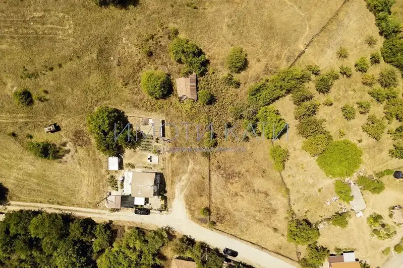 Plot in Oblast Pernik, Meshtica