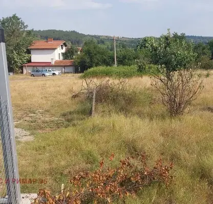 Снимка 4 — Парцел в Перник, с. Непразненци