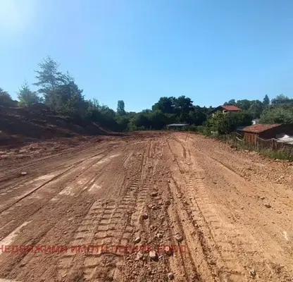 Photo 4 — Plot in Oblast Pernik, Noevci