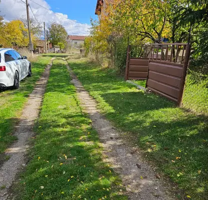Photo 5 — Plot in Oblast Pernik, Noevci