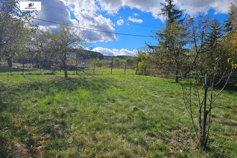 Plot in Oblast Pernik, Noevci
