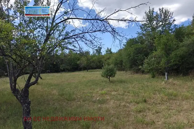 Парцел в Перник, с. Прибой