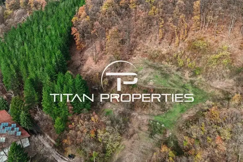 Plot in Oblast Pernik, Rudarci