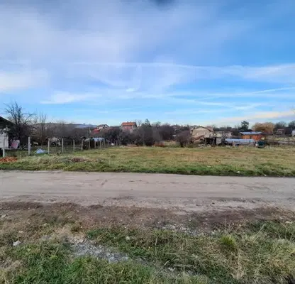 Снимка 4 — Парцел в Перник, с. Велковци