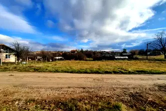 Парцел в Перник, с. Велковци
