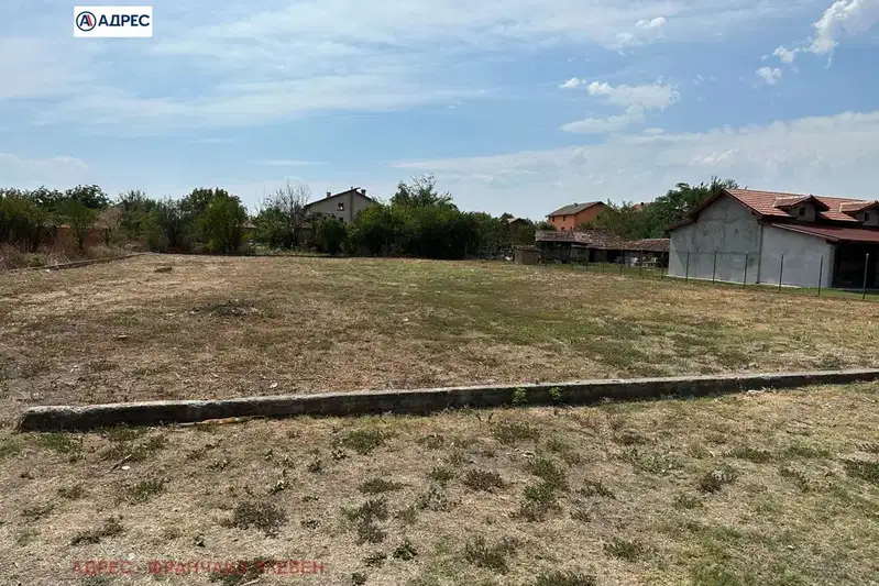 Plot in Oblast Pleven, Kneja