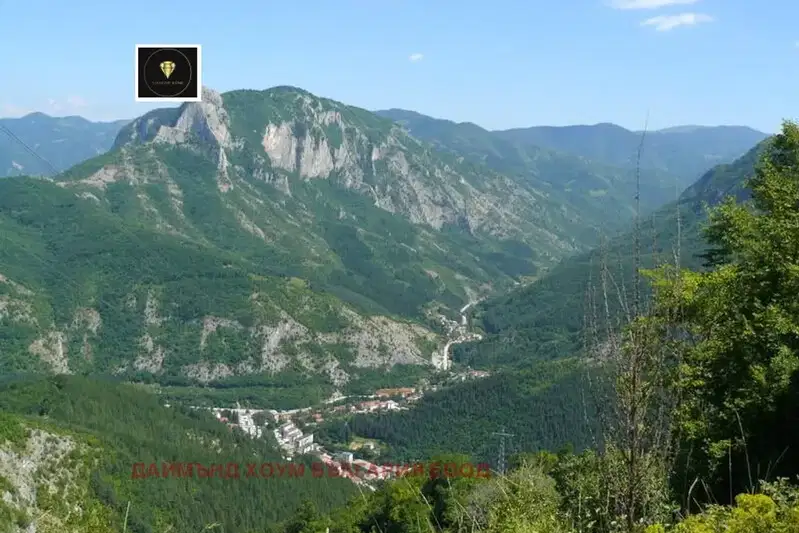 Парцел в Пловдив, Лъки