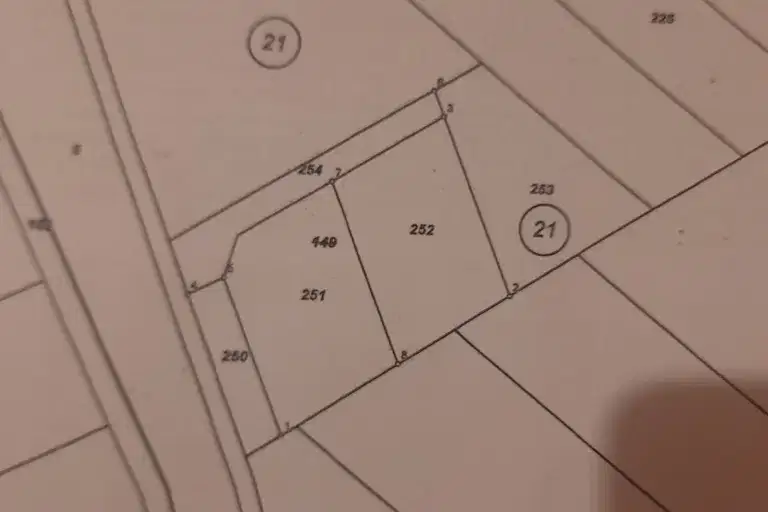 Plot in Oblast Plovdiv, Brestnik