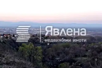 Парцел в Пловдив, с. Брестник