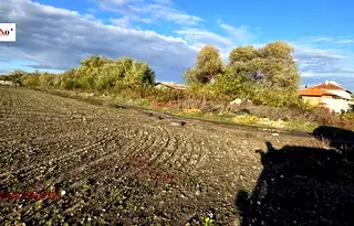 Парцел в Пловдив, с. Царацово
