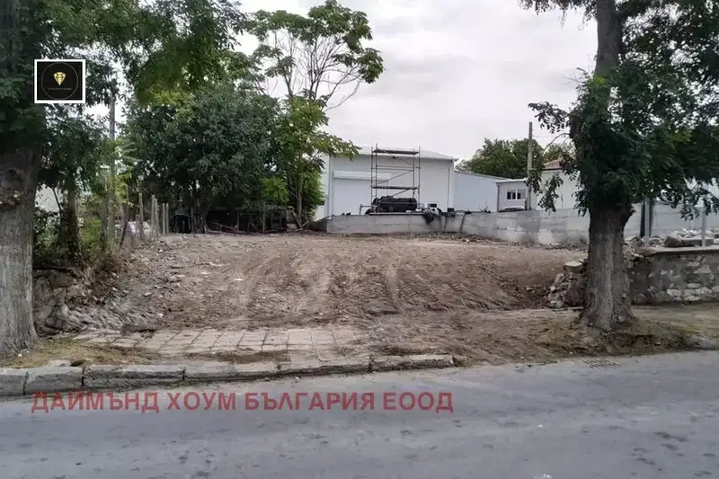 Plot in Oblast Plovdiv, Markovo