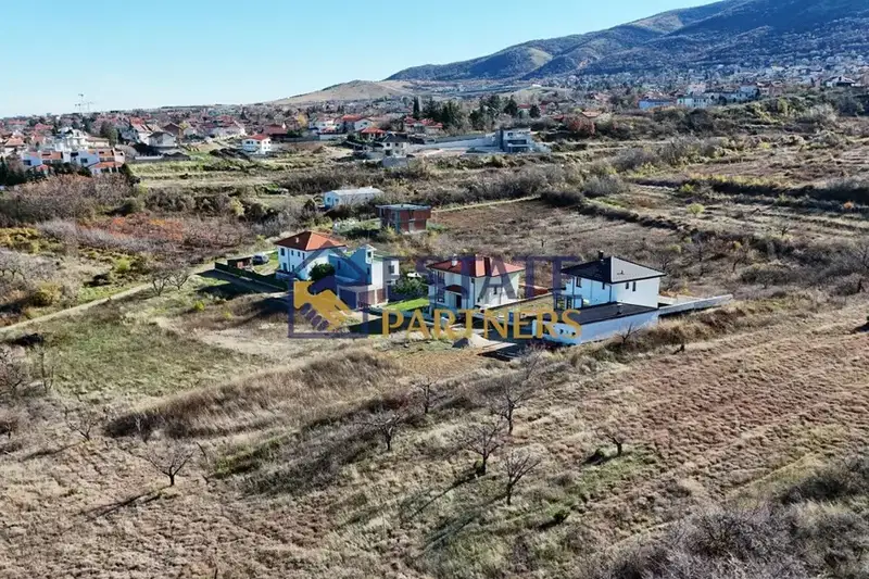 Plot in Oblast Plovdiv, Markovo