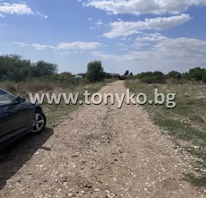 Photo 3 — Plot in Oblast Plovdiv, Strelci