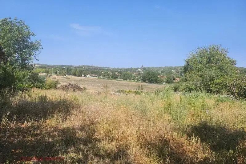 Парцел в Русе, с. Червена вода