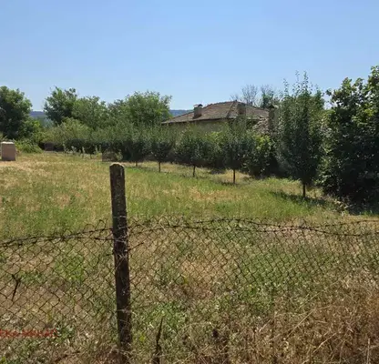 Photo 4 — Plot in Oblast Shumen, Ivanski