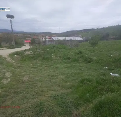 Photo 4 — Plot in Oblast Shumen, Ivanski