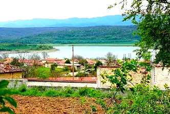 Парцел в Шумен, с. Ловец