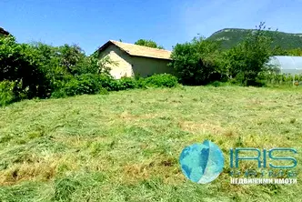 Парцел в Шумен, с. Троица