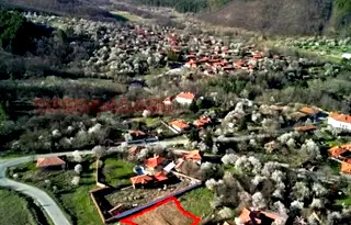 Парцел в Сливен, с. Медвен