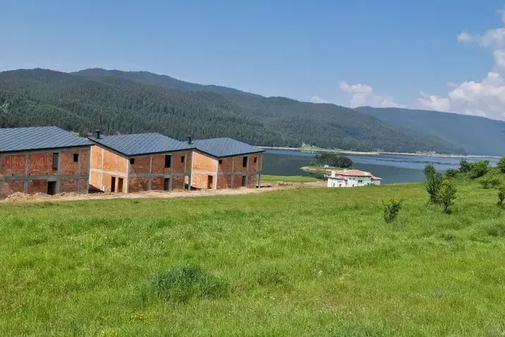 Plot in Oblast Smolyan, Dospat
