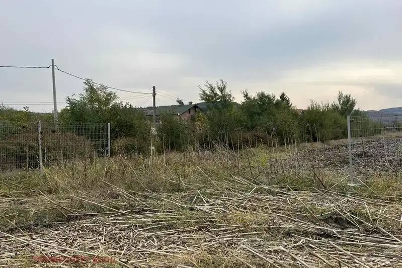Plot in област София, Bojurishte