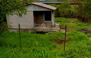 Парцел в София, Елин Пелин