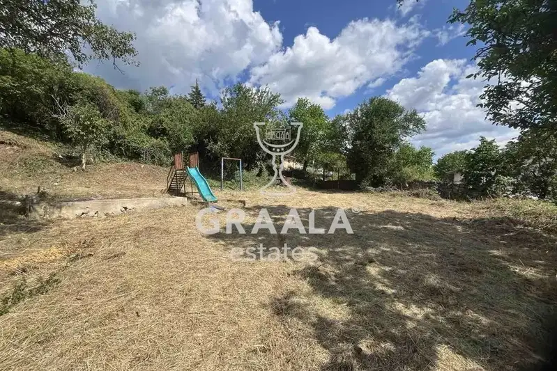 Plot in област София, Kostinbrod