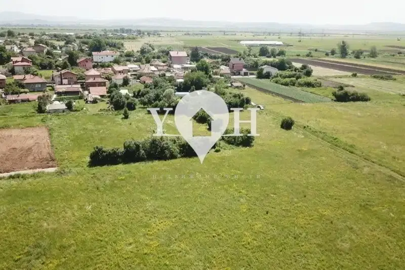 Plot in област София, Kostinbrod