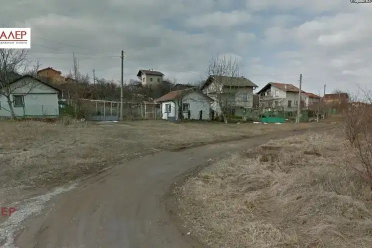 Plot in област София, Kostinbrod