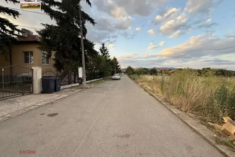 Парцел в София, Костинброд