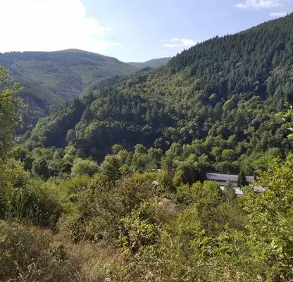 Photo 2 — Plot in област София, Svoge