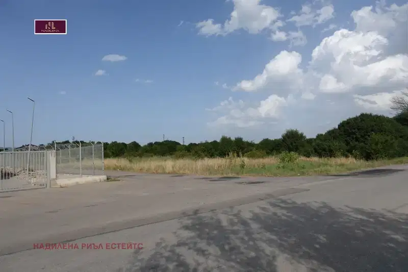 Plot in област София, Golyanovci