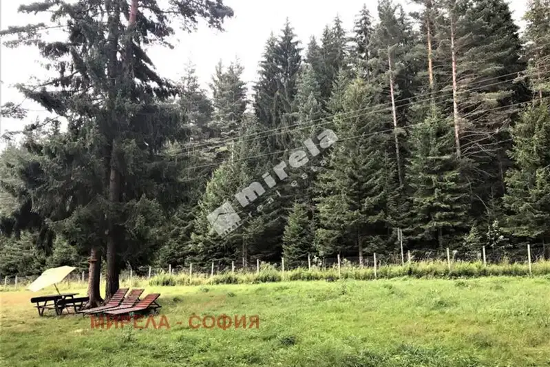 Plot in област София, Govedarci