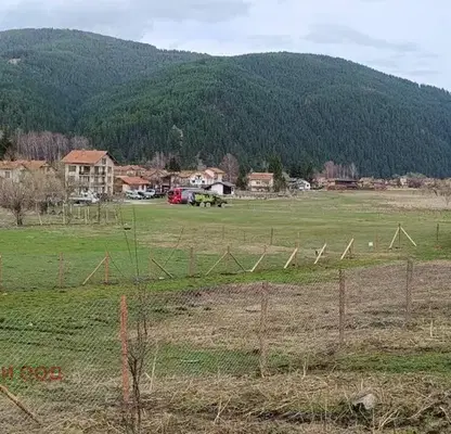 Photo 5 — Plot in област София, Govedarci